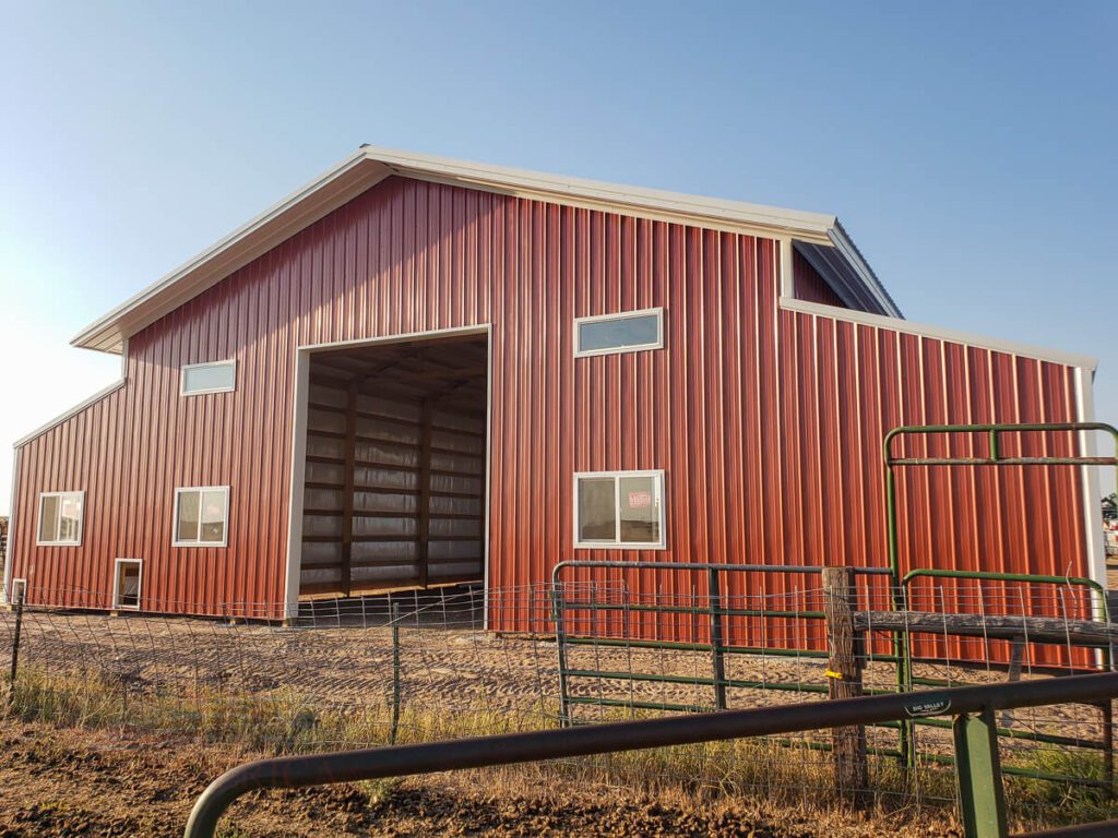 #11673 – Cheyenne 5 Stall Barn – 40x50x16 | Steel Structures America