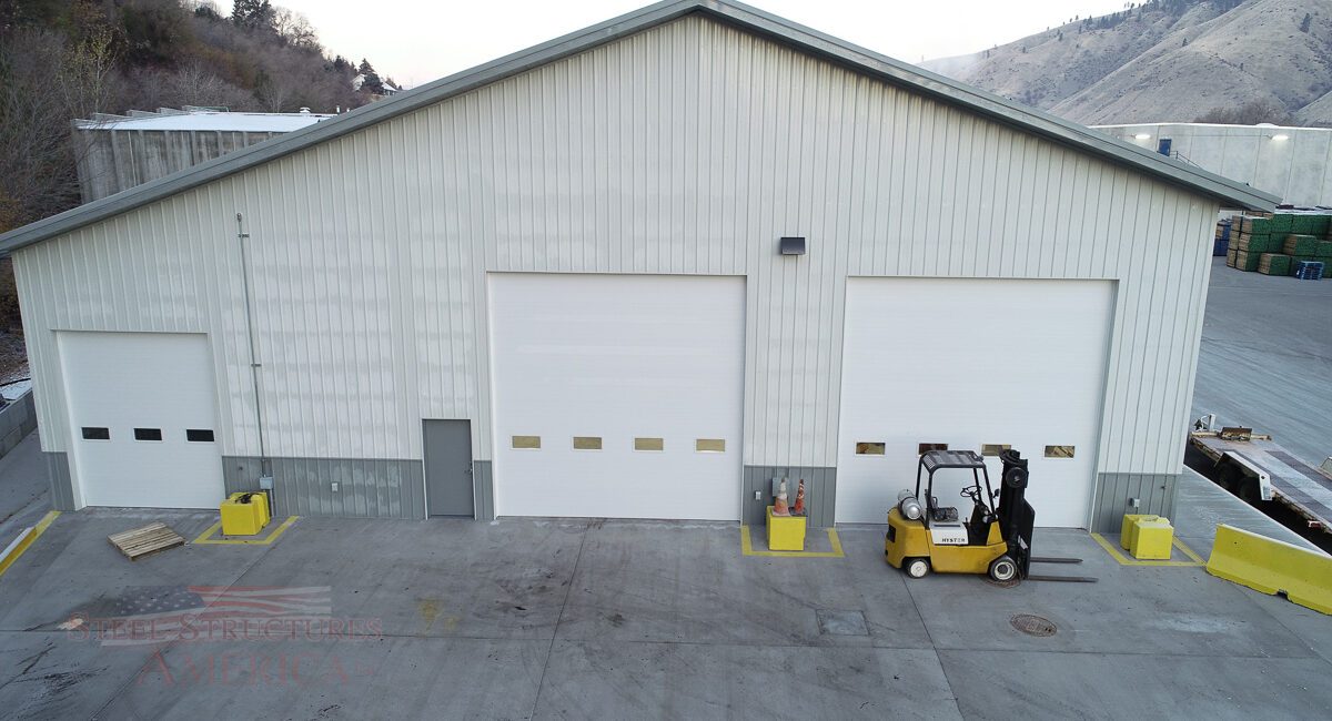 9525 – 60x110x20 – Blue Star Growers | Steel Structures America