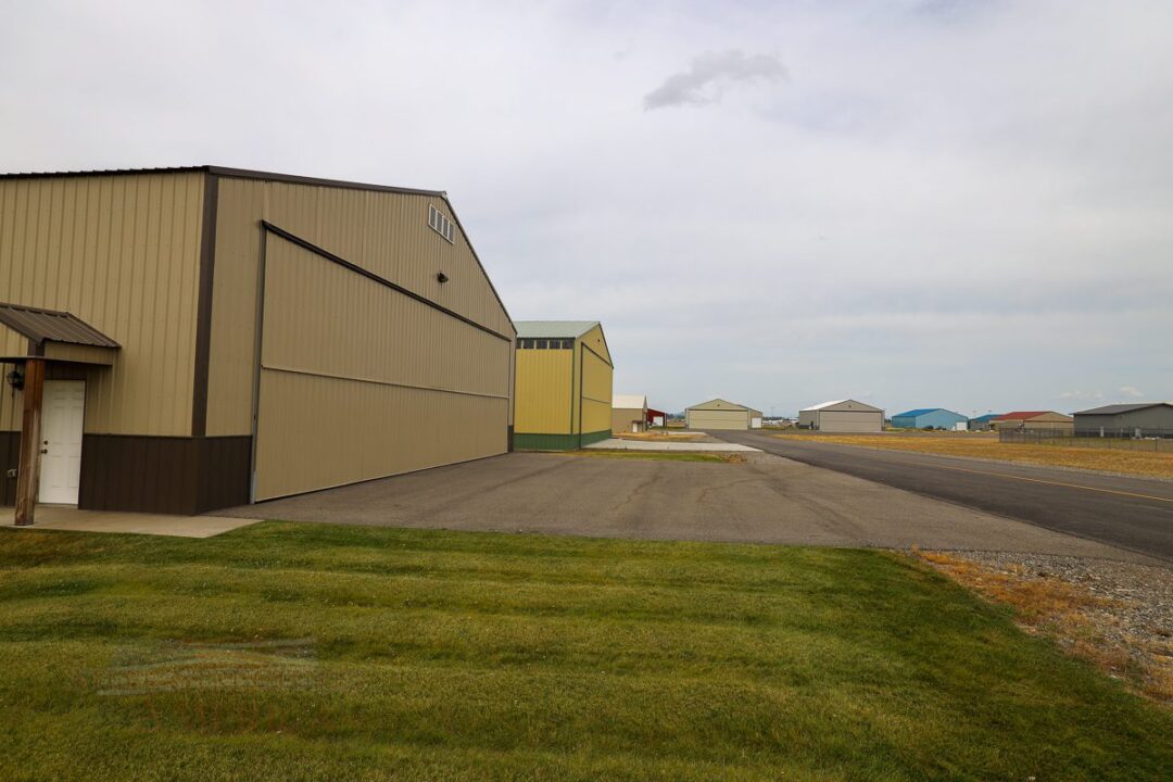 COE Air Plane Hangar – 60x80x17 | Steel Structures America