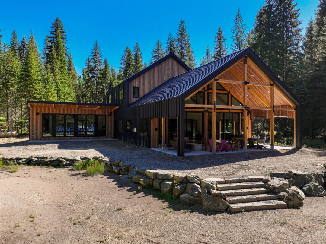 Custom Barndominiums | Shomes | Living Quarters | Shop with Loft
