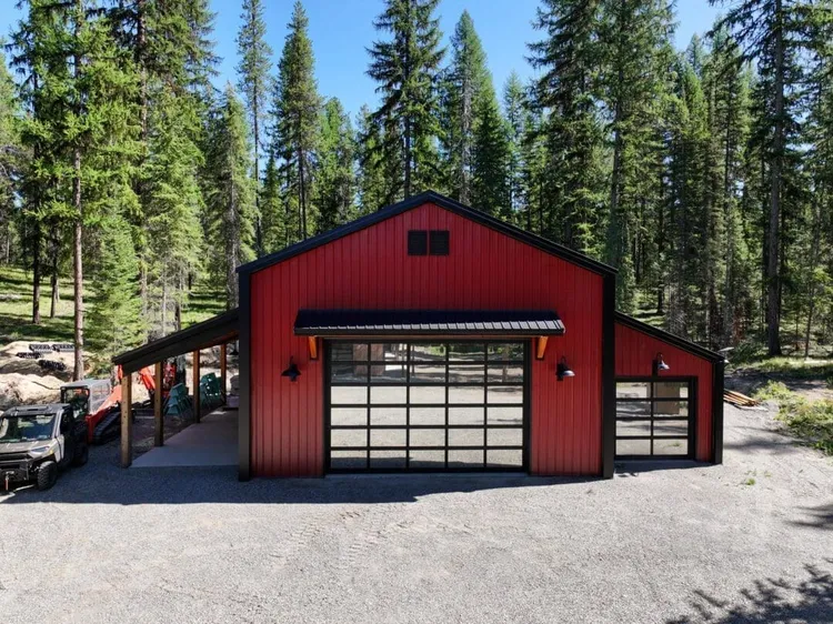 A custom three car garage in Colville, WA built to a comfortable 3 car garage width by Steel Structures America
