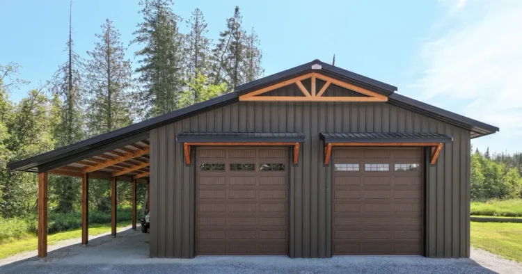 Wood look steel siding on a shop built by Steel Structures America, fire resistant steel siding with a cedar appearance