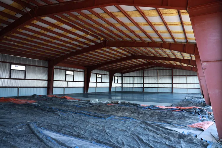 Trademark all steel framed office and warehouse, an example of a steel structure warehouse by SSA